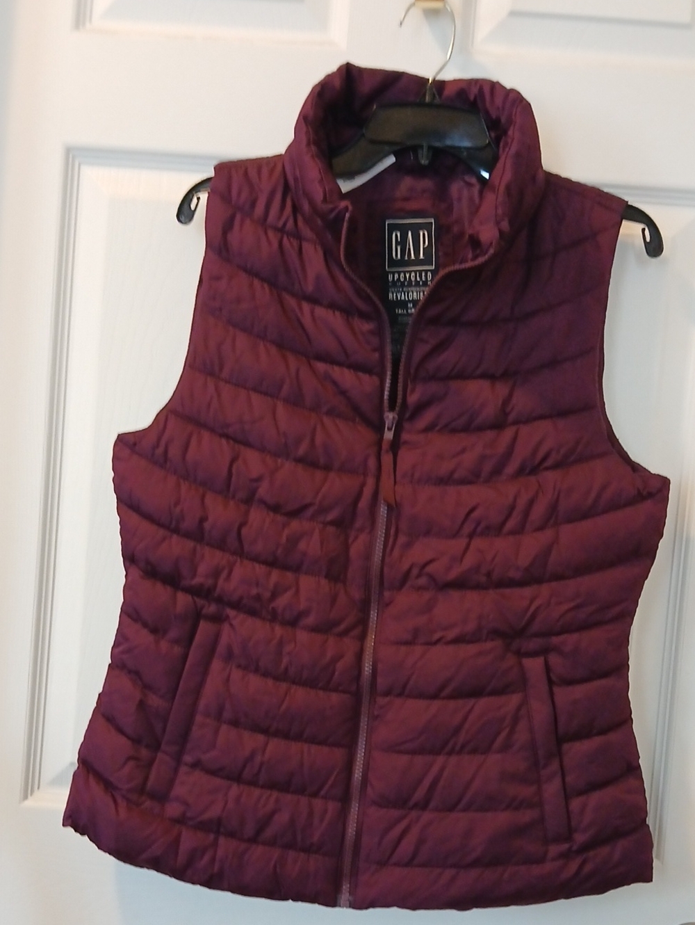 GAP Quilted Sleeveless Puffer Vest - Plum NWT